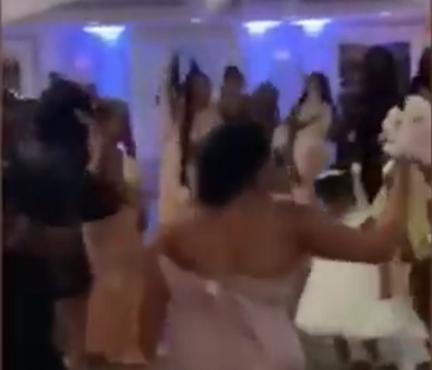 Снимак који је шокирао све: На најгори начин је преотела бидермајер, млада завршила на поду